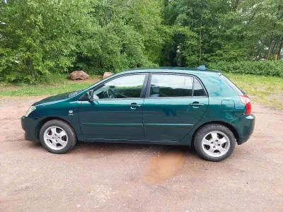 Occasion Toyota Corolla 97 ch (71 kW) 2002 Vert Berline