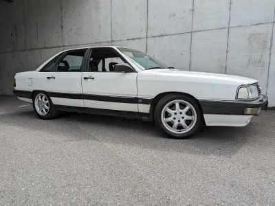 Gebraucht Audi 200 182 PS (133 kW) 1986 Weiß Limousine