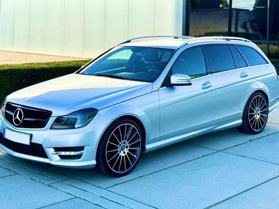 Silber Gebraucht 2014 Mercedes C180 AMG line Kombi | 16.799 € (Etwas zu teuer)