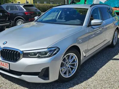 Gebraucht BMW 530 286 PS (210 kW) 2021 Glaciersilber metallic Kombi