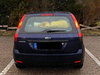 Gebraucht Ford Fiesta 80 PS (58 kW) 2003 Blau Kleinwagen