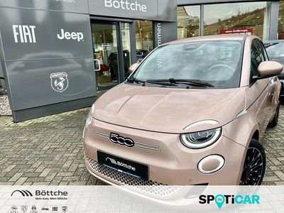 Gebraucht Fiat 500e La Prima 86 kW (118 PS) 2022 Rosegold Kleinwagen
