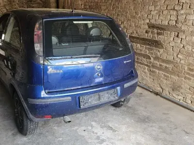 Occasion Opel Corsa Edition 80 ch (58 kW) 2004 Bleue Citadine