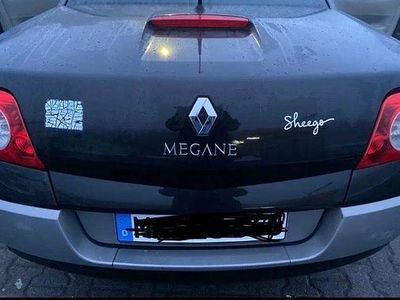 Schwarz Gebraucht 2005 Renault Mégane Cabriolet Dynamique Cabrio | 2.800 € (Etwas zu teuer)