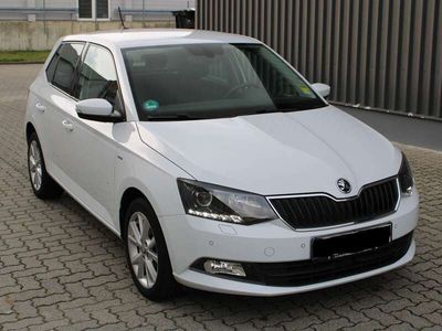 gebraucht Skoda Fabia Fabia1.0 TSI DSG Clever