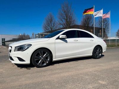 Mercedes CLA200