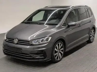 Gebraucht VW Touran Highline 150 PS (110 kW) 2018 Indiumgraumet. Van / Kleinbus