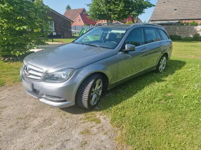 Gebraucht Mercedes C180 156 PS (114 kW) 2014 Silber Kombi