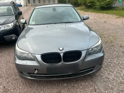 Gebraucht BMW 520 175 PS (128 kW) 2008 Grau Limousine