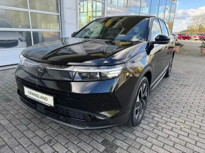 Gebraucht Opel Grandland X 136 PS (100 kW) 2025 Schwarz SUV
