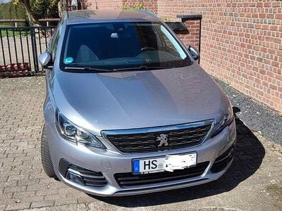 Second-hand Peugeot 308 Allure 131 CP (96 kW) 2021 Argintiu Break