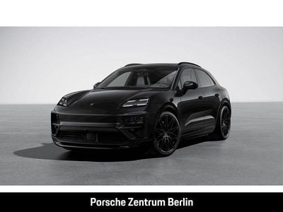 Schwarz Neu 2026 Porsche Macan Turbo SUV | 140.124 € (Guter Preis)