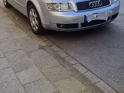 Gebraucht Audi A4 102 PS (75 kW) 2004 Limousine