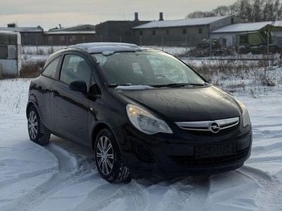 Gebraucht Opel Corsa Innovation 95 PS (69 kW) 2012 Schwarz Kleinwagen