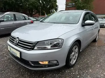 Gebraucht VW Passat Trendline 140 PS (102 kW) 2011 Silber Kombi
