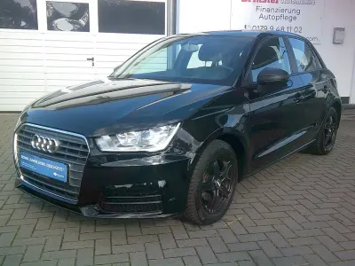 Gebraucht Audi A1 Sportback Sport 95 PS (69 kW) 2018 Schwarz Kleinwagen