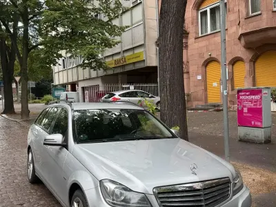 Gebraucht Mercedes C200 136 PS (100 kW) 2011 Silber Kombi