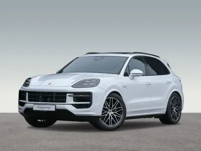 Gebraucht Porsche Cayenne E-Hybrid Black Edition 470 PS (345 kW) 2026 Weiß SUV