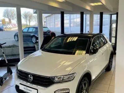 Gebraucht VW T-Roc Active 150 PS (110 kW) 2021 Weiß SUV