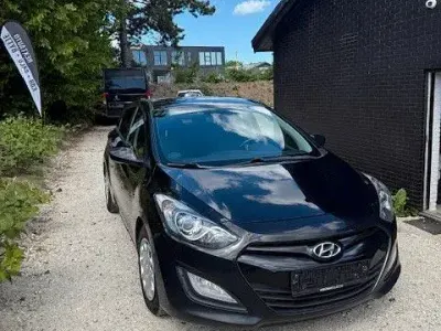 Gebraucht Hyundai i30 Style 135 PS (99 kW) 2014 Limousine