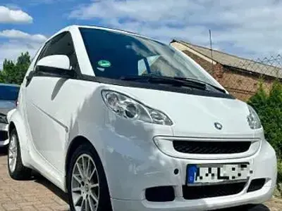 Gebraucht Smart ForTwo Cabrio 71 PS (52 kW) 2012 Weiß Cabrio