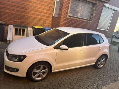 Weiß Gebraucht 2014 VW Polo Highline Kleinwagen | 6.000 € (Guter Preis)
