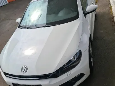Gebraucht VW Scirocco 140 PS (102 kW) 2010 Weiß Coupé