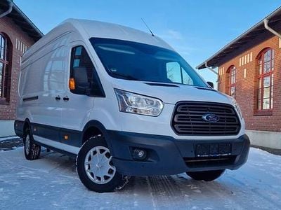 Second-hand Ford Transit Trend 131 CP (96 kW) 2018 Alb Monovolum