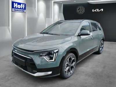 Neu Kia Niro Spirit 129 PS (94 kW) 2026 Grün SUV