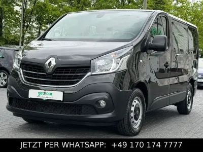 Gebraucht Renault Trafic Authentique 125 PS (91 kW) 2018 Schwarz Van / Kleinbus