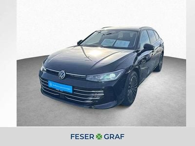 Grenadillschwarz metallic Gebraucht 2024 VW Passat Elegance Kombi | 36.760 € (Guter Preis)