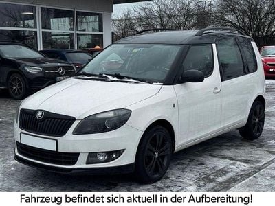 Weiß Gebraucht 2015 Skoda Roomster Noire Van / Kleinbus | 6.690 € (Fairer Preis)