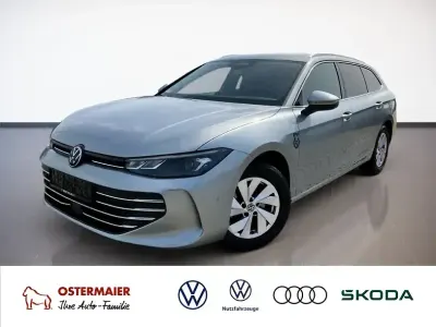 Gebraucht VW Passat Business 150 PS (110 kW) 2024 Oyster silver Kombi