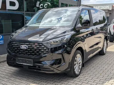 Gebraucht Ford Tourneo Titanium 150 PS (110 kW) 2024 Schwarz Van / Kleinbus
