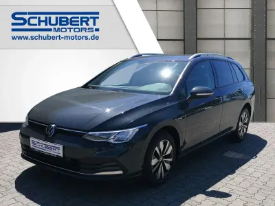 Gebraucht VW Golf VIII 131 PS (96 kW) 2023 Grau Kombi