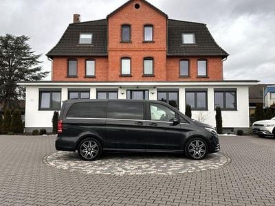 Usata Mercedes V300 AMG 239 CV (175 kW) 2019 Grigio Monovolume