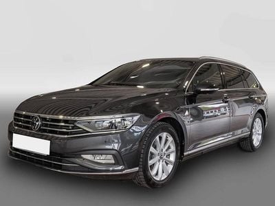 Usata VW Passat Elegance 150 CV (110 kW) 2024 Grigio Station wagon