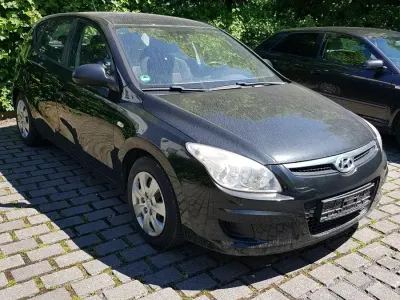 Gebraucht Hyundai i30 109 PS (80 kW) 2007 Schwarz Kleinwagen