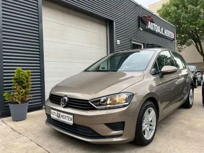Gebraucht VW Golf Sportsvan 86 PS (63 kW) 2015 Gold Van / Kleinbus