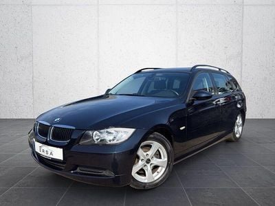 Second-hand BMW 320 Comfort Edition 177 CP (130 kW) 2008 Negru Berlinǎ
