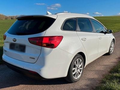 Gebraucht Kia Ceed Sportswagon GT-Line 120 PS (88 kW) 2018 Weiß Kombi
