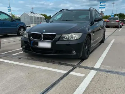 Gebraucht BMW 320 163 PS (119 kW) 2006 Schwarz Kombi
