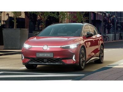 Usata VW ID.7 GTX 250 kW (340 CV) 2025 Rosso Station wagon