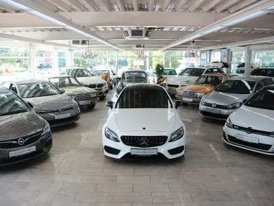 Używany Mercedes C43 AMG AMG 367 KM (269 kW) 2017 Biały Coupe