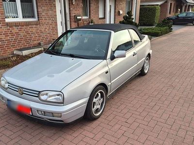 Gebraucht VW Golf Cabriolet Classicline 75 PS (55 kW) 1996 Silber Cabrio