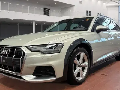 Usata Audi A6 Sport 235 CV (172 kW) 2022 Argento Berlina
