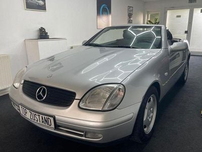 Grau Gebraucht 1999 Mercedes SLK200 Cabrio | 3.750 € (Fairer Preis)