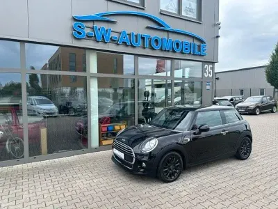 Gebraucht Mini Cooper 136 PS (100 kW) 2016 Schwarz Kleinwagen