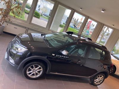 gebraucht Dacia Sandero Stepway TCe 90 - 8 fach - 1.Hand