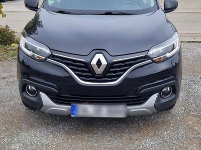 Schwarz Gebraucht 2015 Renault Kadjar XMOD SUV | 9.299 € (Fairer Preis)
